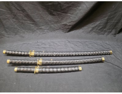 Antiques, Vintage & Interior Treasures (A1005) - Lot 807