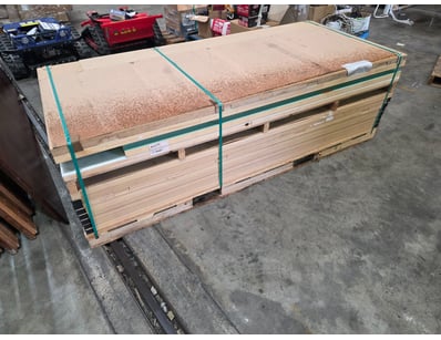 13x Timber doors 

Dimensions from : 2040mm -234...