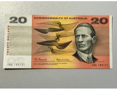 UNRESERVED Banknotes & Coins (A999) - Lot 633