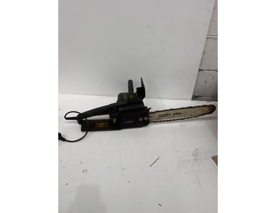 Ozito 355mm electric chainsaw, model 355, featurin...
