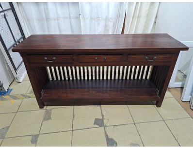 House & Homewares (A91001) - Lot 1108