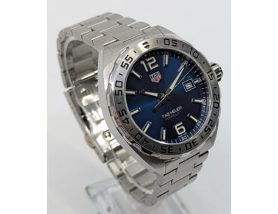 TAG HEUER  FORMULA 1      

DIAL: DEEP BLUE SUNB...