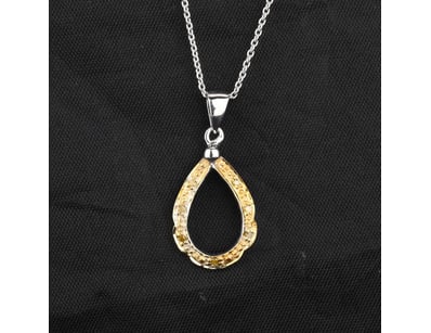 The Sterling Collection - Pendants, Rings, Brac... - Lot 239