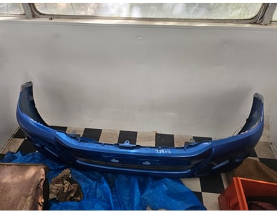 Car bumper, blue

Location: Bundaberg, QLD

⚠️...