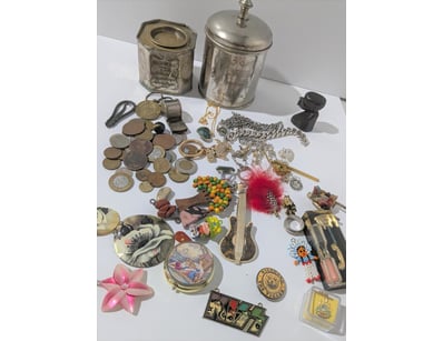 The Curio Collection (A993) - Lot 1078