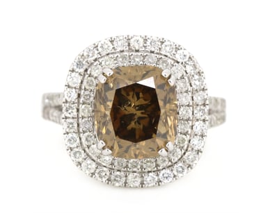Certified & Fancy Coloured Diamond Clearance  (... - Lot 102