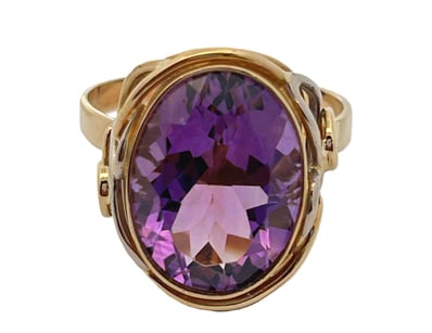 Luxury Pawnbroker Christmas Sale PART 2 (A984) - Lot 504