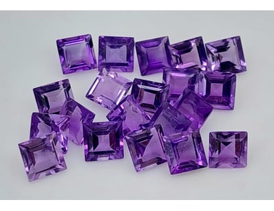 International Diamond And Gemstone Dealers Cle... - Lot 3231
