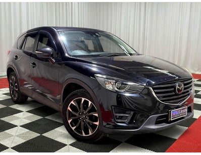 <b>2015 Mazda CX-5 Akera Turbo - Black - 130,878km...