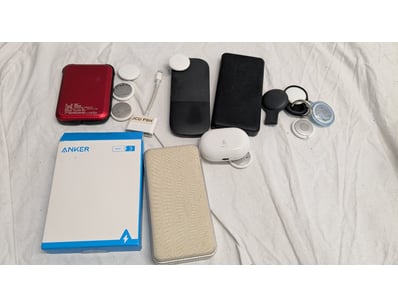 UNRESERVED Airport - Lost Property (A980) - Lot 653