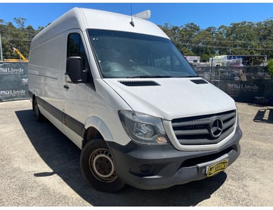 Passenger, Luxury & Commercial Vehicles Auction - Lot 210