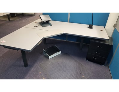 Office Furniture & Equipment (NSWA985) - Lot 196