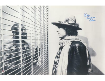 Mancave & Memorabilia (A987) - Lot 3000