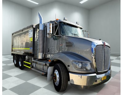 2012 Kenworth T409 Bonneted Sleeper 6x4 Tipper

...