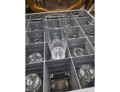 Bar glasses, 25 glasses.

SOLD AS LOT.

