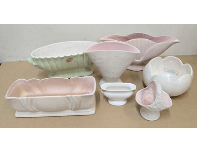 COLLECTION OF RAYNHAM POTTERY DECORATIVE VESSELS A...
