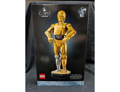 LEGO STAR WARS C-3PO COLLECTIBLE FIGURE SET 75398
...