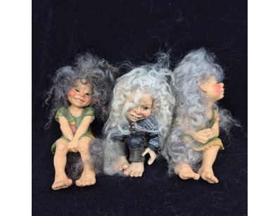 Antiques, Vintage & Interior Treasures (A1008) - Lot 219