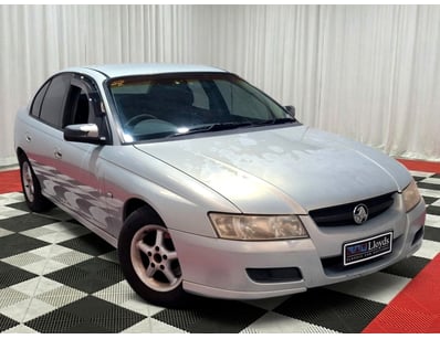 <b>2006 Holden Commodore VZ Executive Sedan - Silv...