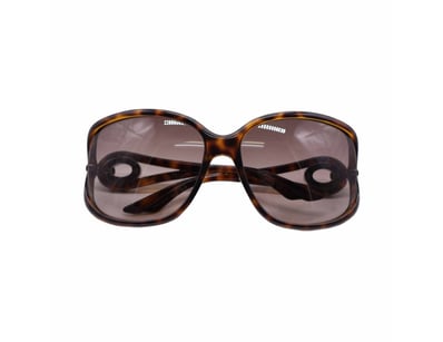 Designer Vault (A982) - Lot 8400