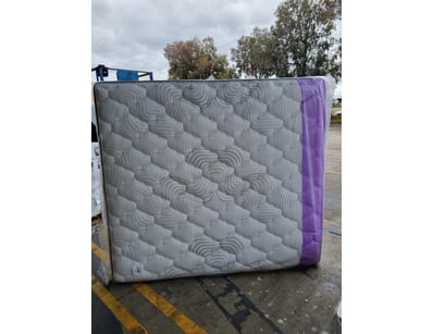 House & Homewares (VICA987) - Lot 369