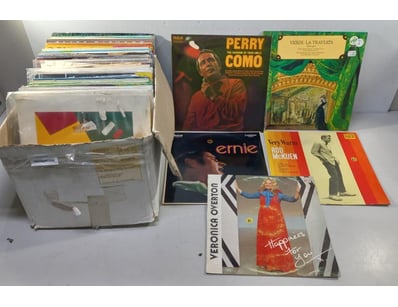 Gadgets, Music & Pastimes (SAA982) - Lot 4418
