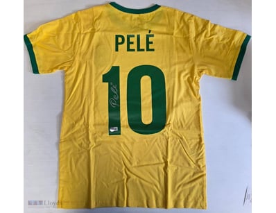 PELÉ SIGNED BRAZIL NATIONAL TEAM FOOTBALL JERSEY #...