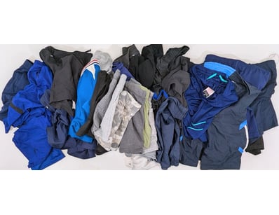 Entire Vintage Clothing Store Liquidation (ON11... - Lot 353