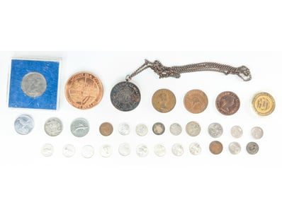 The Curio Collection (A990) - Lot 504