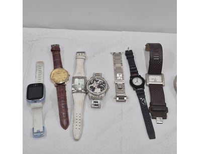 Curios & Collectables (A978) - Lot 613
