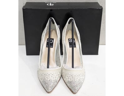 ALAN PINKUS KATE KENDRA IVORY SATIN EMBELLISHED PO...
