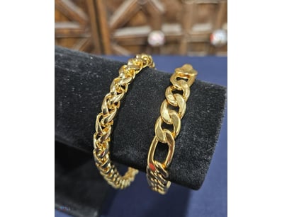 2XPCS YELLOW GOLD PLATED   BRACELET 

Total Item W...