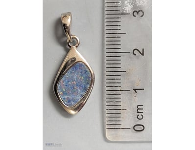 STERLING SILVER PENDANT WITH AUSTRALIAN OPAL GEMST...