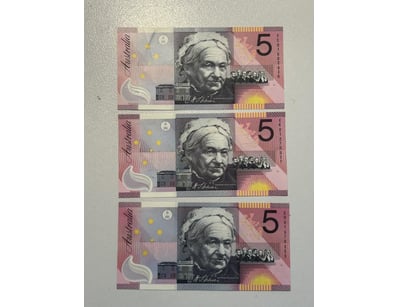 UNRESERVED Banknotes & Coins (A999) - Lot 692