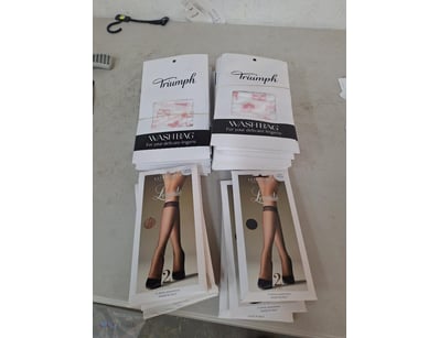 Bulk Lot Of Triumph Wash Bags 100% Nylon & Bulk Lo...