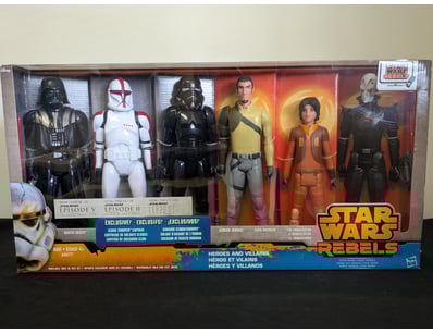 **UNRESERVED** COOKIE'S LIFETIME COLLECTION OF ... - Lot 660