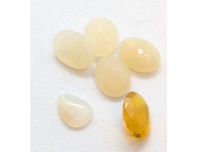 UNRESERVED Diamonds, Gemstones & Opals (A1001) - Lot 305