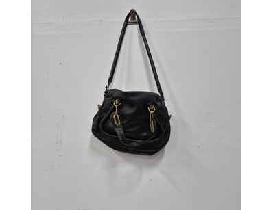 Designer Vault (A979) - Lot 6582