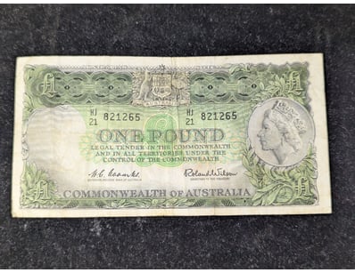 AUSTRALIAN ONE POUND NOTE, COOMBS/WILSON SIGNATURE...