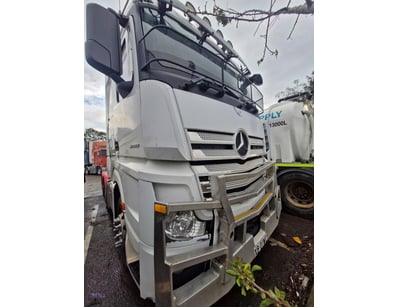 2016 Mercedes Benz Tri-Axle Prime Mover

Year:  20...