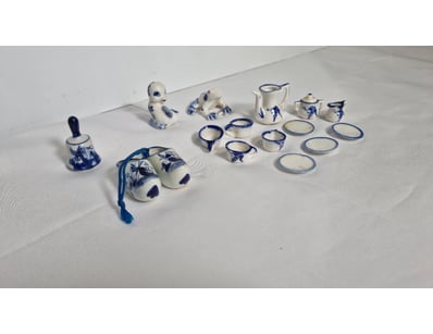 DELFT BLUE MINIATURE TEA SERVICE

Item Size: Hei...