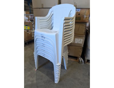 Mosquee Veruna Low Back stacking chairs in white p...