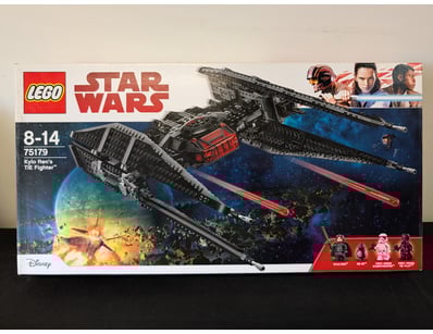 **UNRESERVED** COOKIE'S LIFETIME COLLECTION OF ... - Lot 292