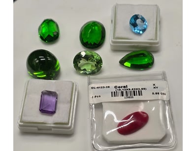 Diamond And Gemstone Market (A1006) - Lot 589