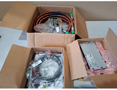 Mostly UNRESERVED Trimble Equipment & Accessorie... - Lot 37