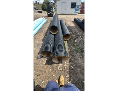 UNRESERVED Piping & Accessories - Lot 18