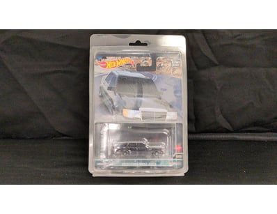 HOT WHEELS PREMIUM COLLECTION DIE-CAST VEHICLE - M...