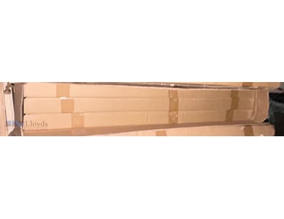 Acrylic Panels,white, 3 per carton

Sold as lot