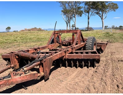Plant, Transport & Machinery - Lot 1800