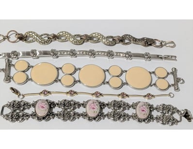 UNRESERVED Affordable Jewellery (A986) - Lot 4351